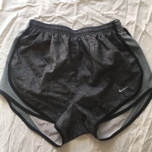 Black nike shorts